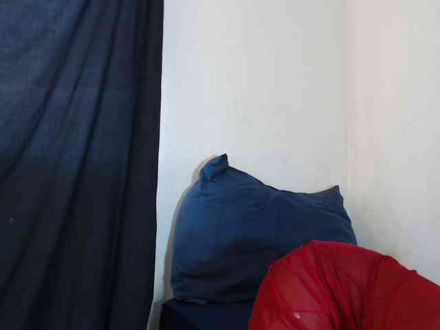 SweetPortableAmber webcam