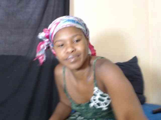 SweetPortableAmber webcam