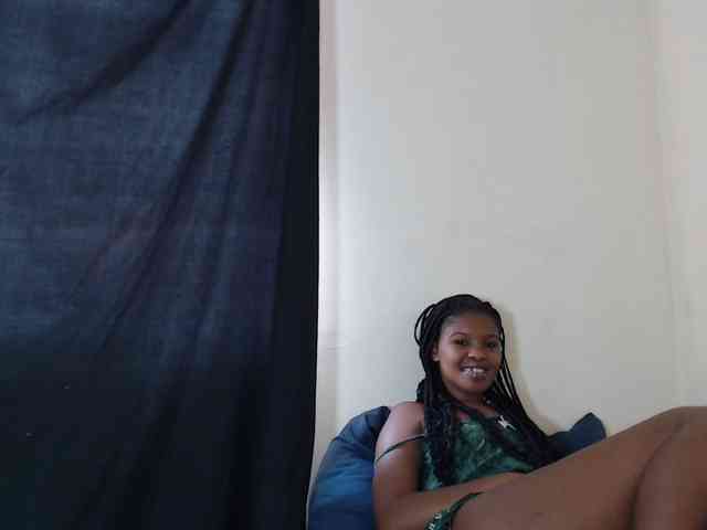 SweetPortableAmber webcam