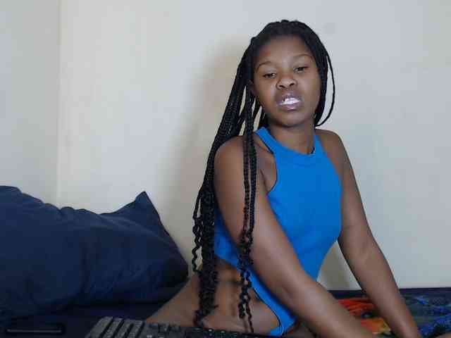 SweetPortableAmber webcam