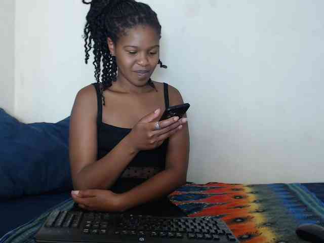 SweetPortableAmber webcam