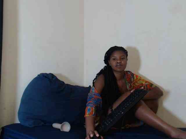 SweetPortableAmber webcam