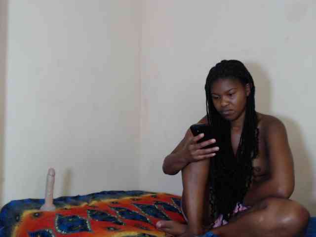 SweetPortableAmber webcam