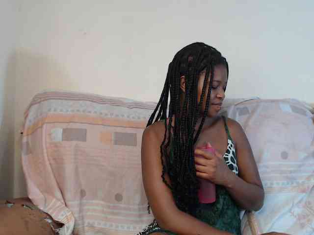 SweetPortableAmber webcam