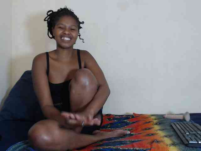 SweetPortableAmber webcam