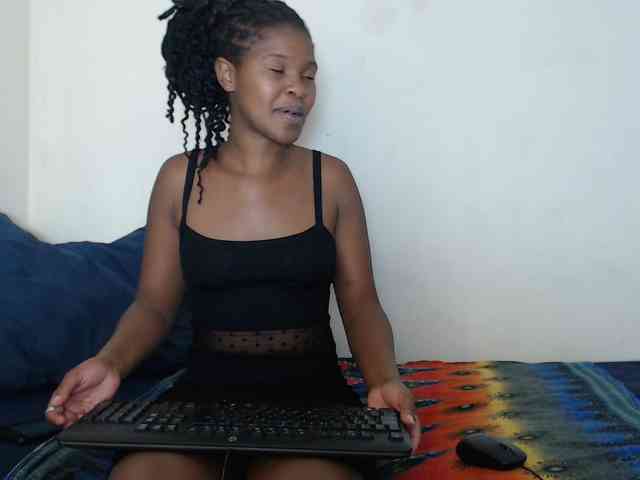 SweetPortableAmber webcam