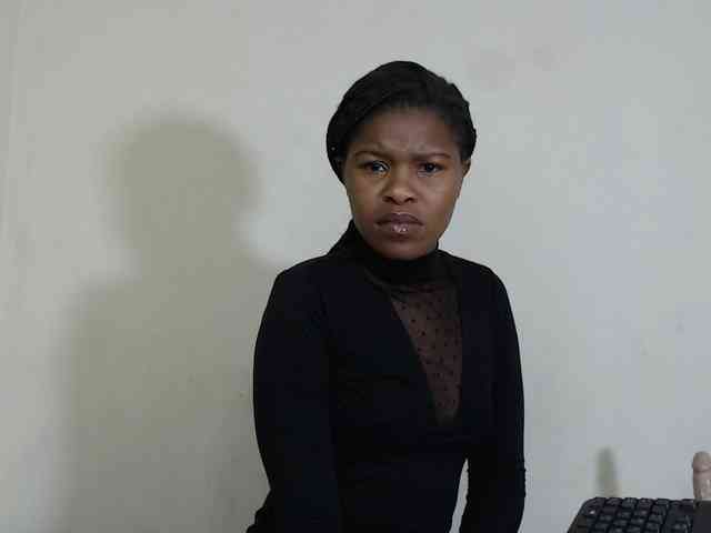 SweetPortableAmber webcam