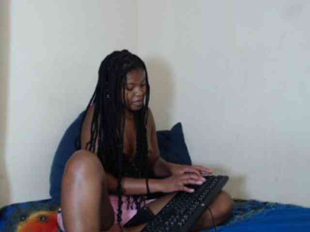 SweetPortableAmber webcam