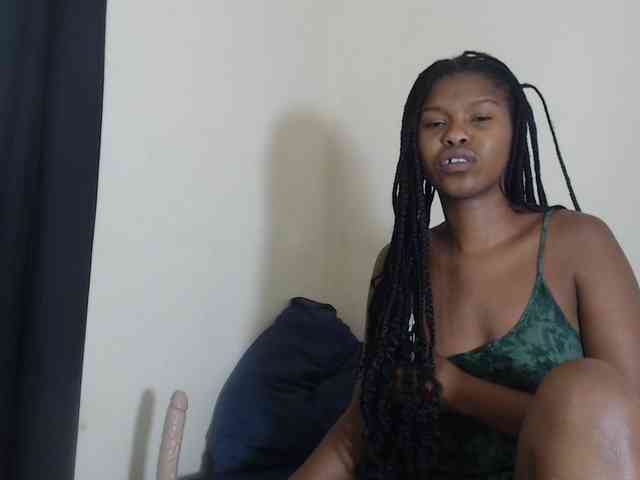 SweetPortableAmber webcam