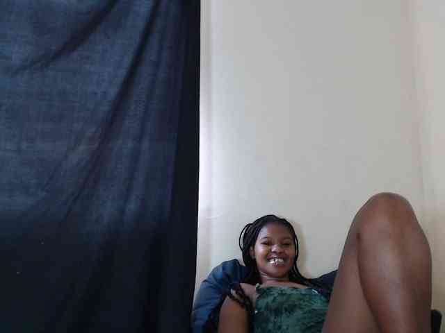 SweetPortableAmber webcam