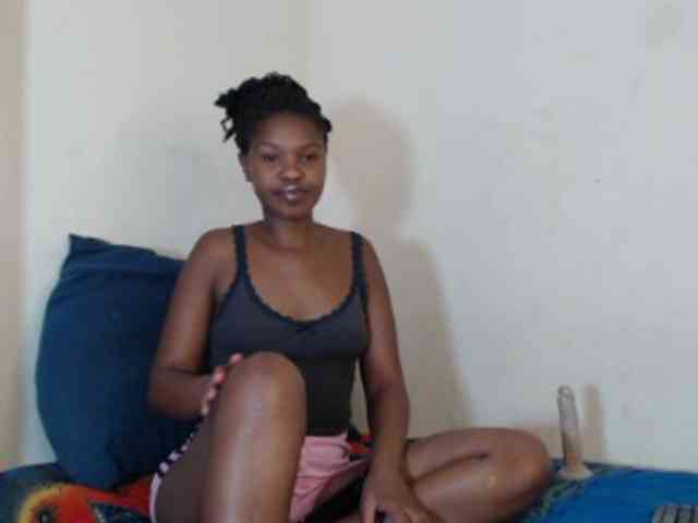 SweetPortableAmber webcam