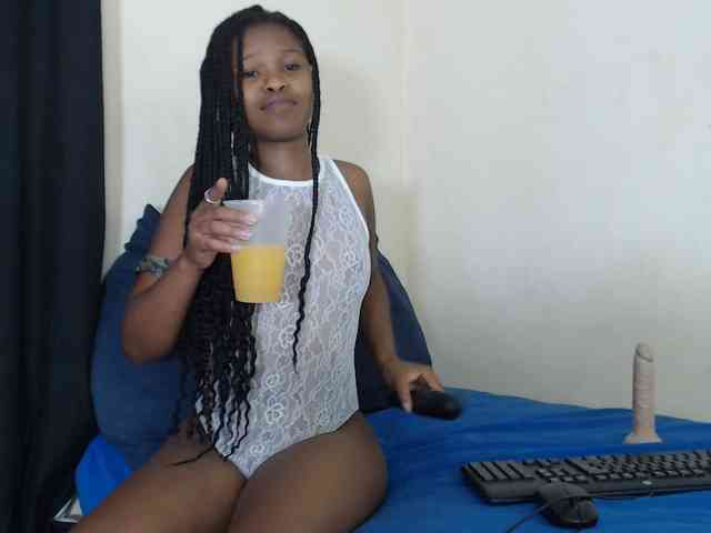 SweetPortableAmber webcam