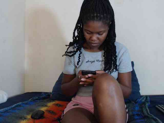 SweetPortableAmber webcam