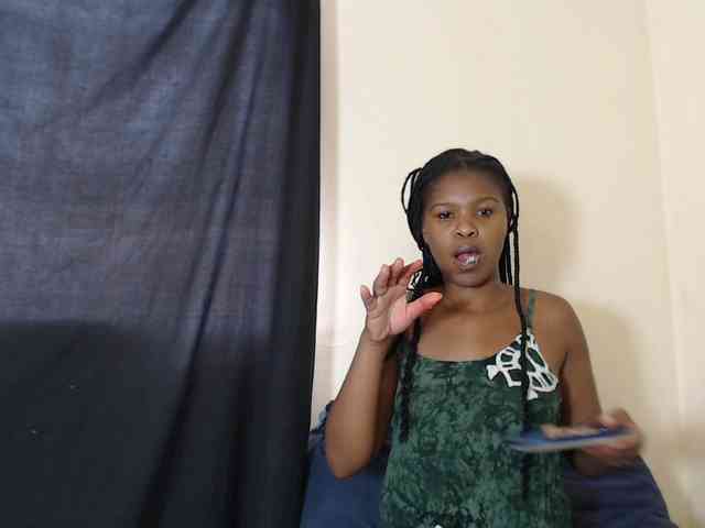 SweetPortableAmber webcam