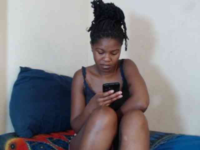 SweetPortableAmber webcam