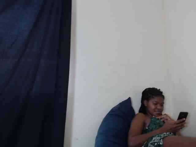 SweetPortableAmber webcam