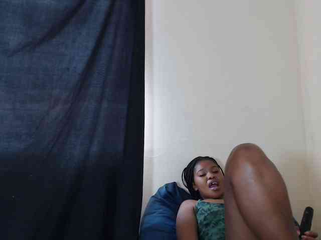 SweetPortableAmber webcam