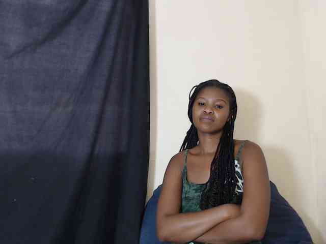 SweetPortableAmber webcam