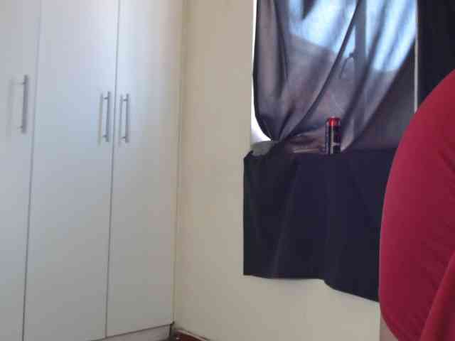 SweetPortableAmber webcam