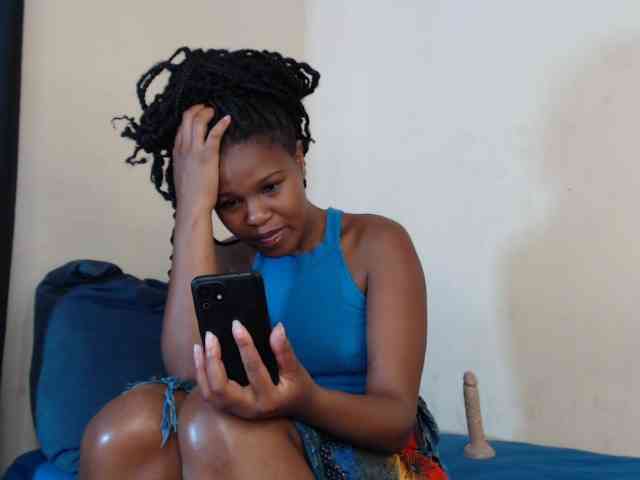 SweetPortableAmber webcam