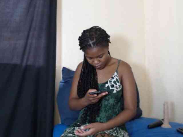 SweetPortableAmber webcam