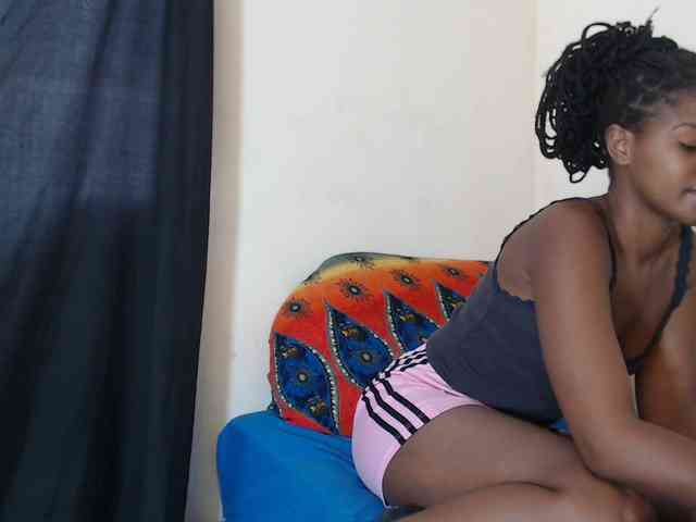 SweetPortableAmber webcam