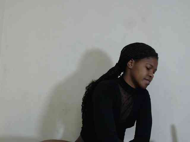 SweetPortableAmber webcam