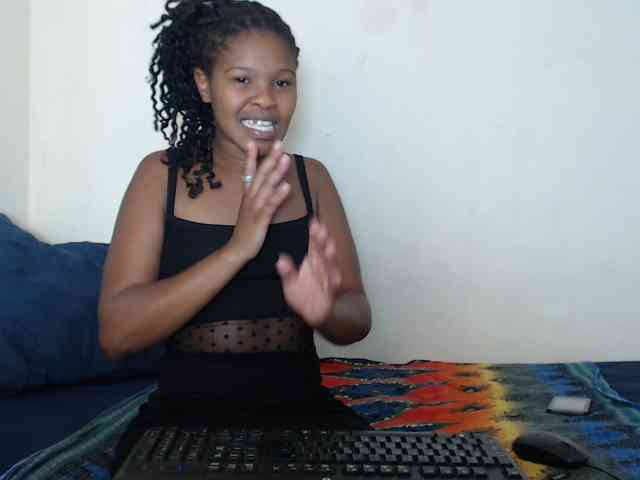 SweetPortableAmber webcam