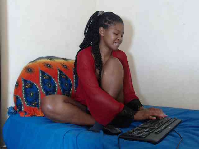 SweetPortableAmber webcam