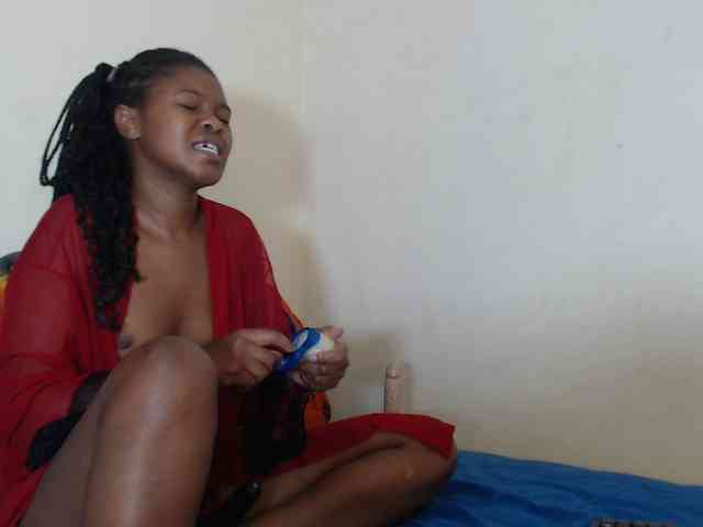 SweetPortableAmber webcam