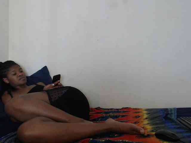 SweetPortableAmber webcam