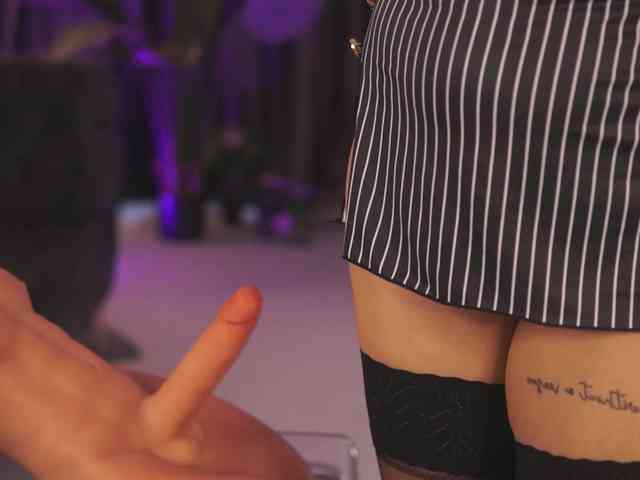 NaughtyyChloe webcam