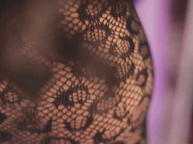 NaughtyyChloe webcam