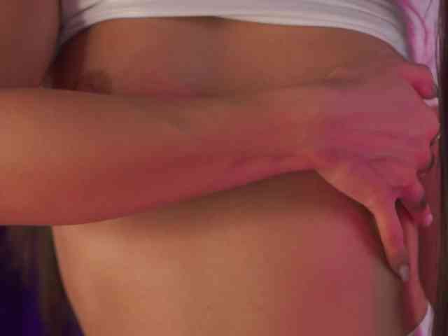 NaughtyyChloe webcam