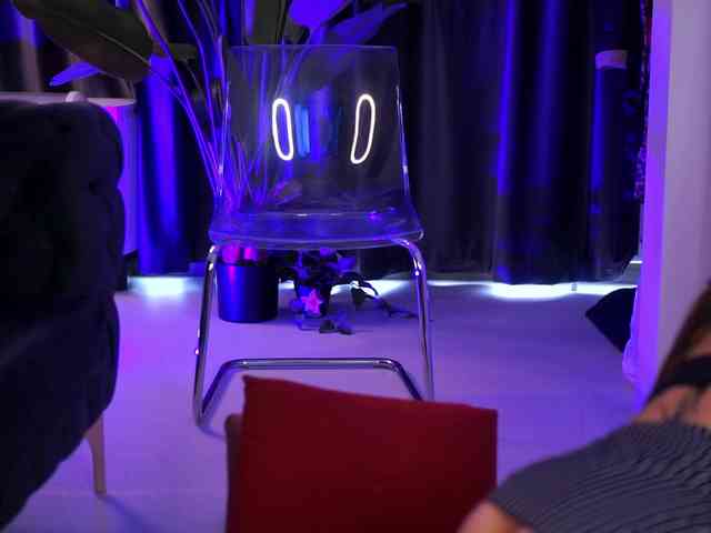 NaughtyyChloe webcam