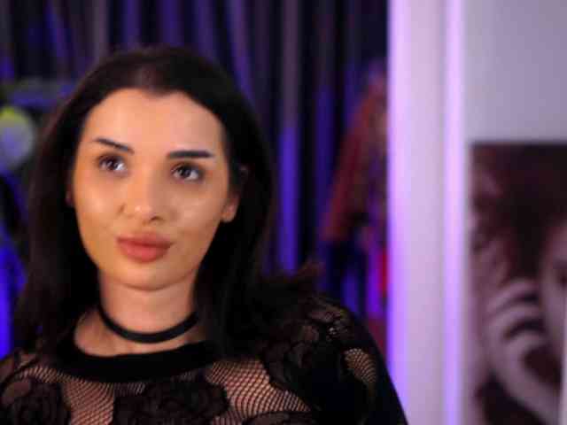 NaughtyyChloe webcam