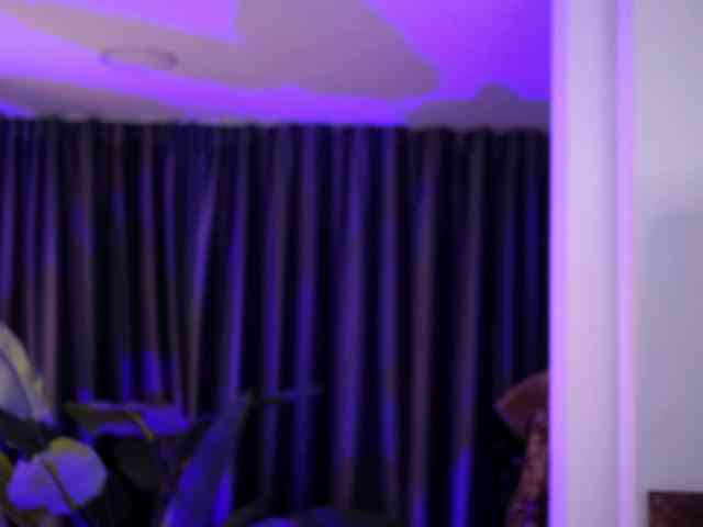 NaughtyyChloe webcam