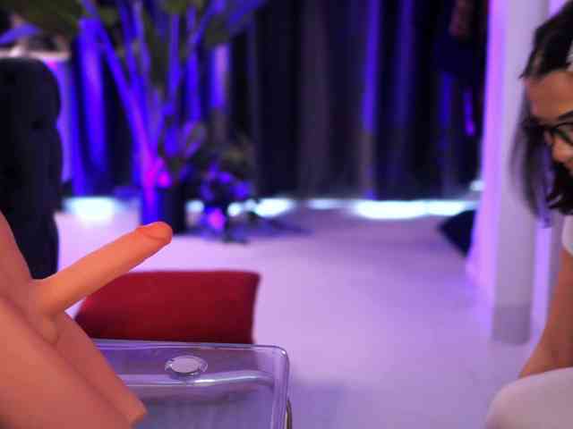 NaughtyyChloe webcam