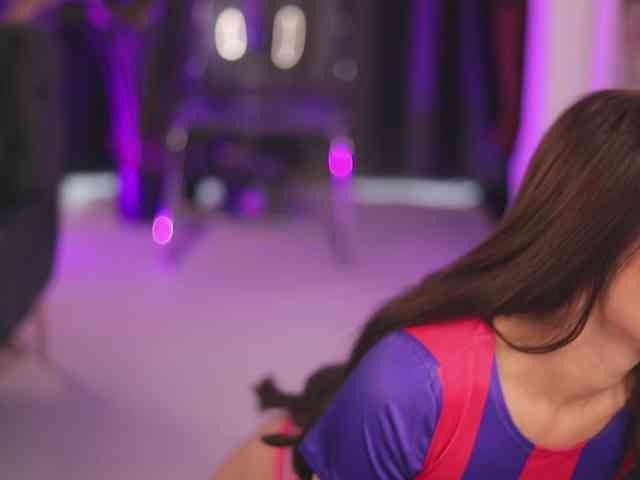 NaughtyyChloe webcam