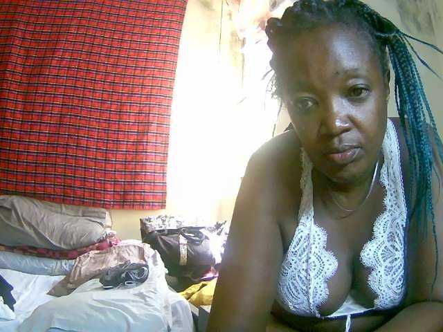 Lovelyjugs1's BongaCams show and profile