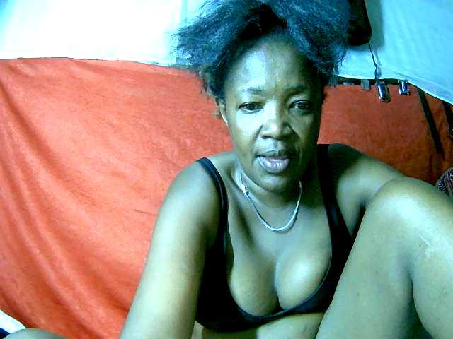 Lovelyjugs1's BongaCams show and profile