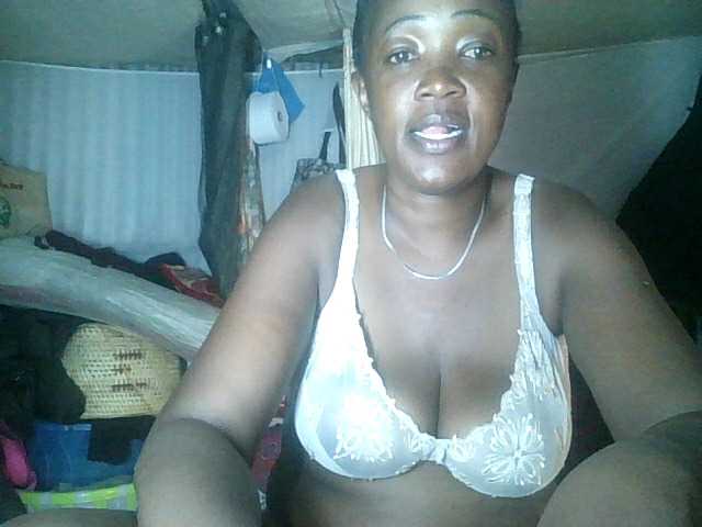 Lovelyjugs1's BongaCams show and profile