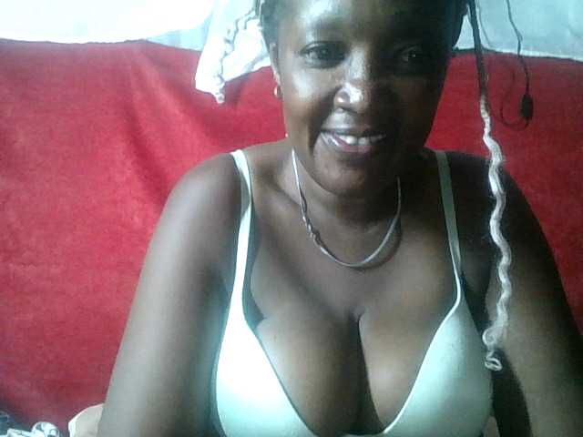 Lovelyjugs1's BongaCams show and profile