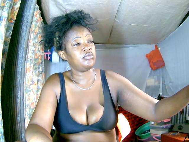 Lovelyjugs1's BongaCams show and profile