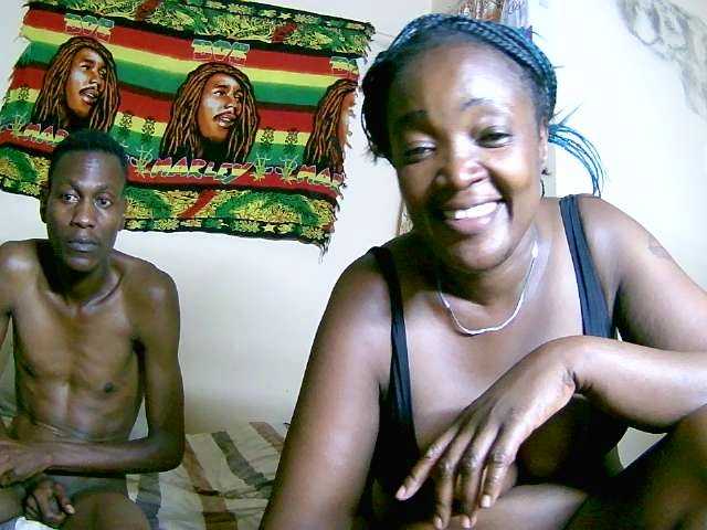 le modèle Lovely_jugs1 est en webcam porno dans un show sur le site bongacams, il possède les tags suivants: Ebony,Brunette,Trimmed