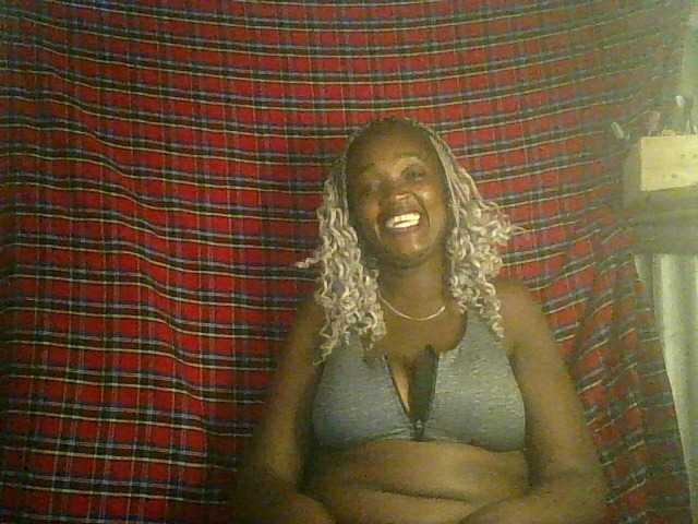 Lovely_jugs1 webcam bongacams model stream image