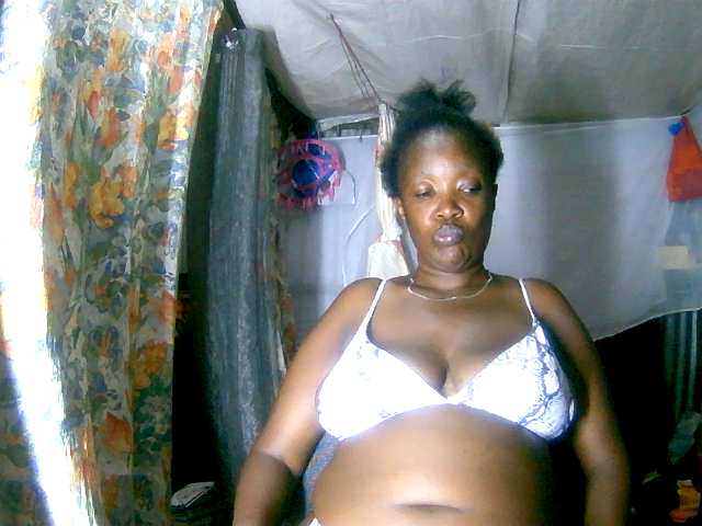 Lovelyjugs1's BongaCams show and profile