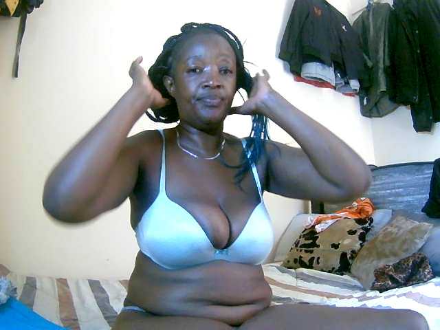 Lovely_jugs1 webcam