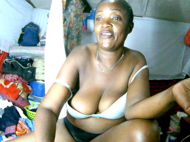 Lovelyjugs1's BongaCams show and profile