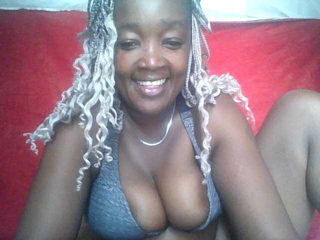 Lovelyjugs1's BongaCams show and profile